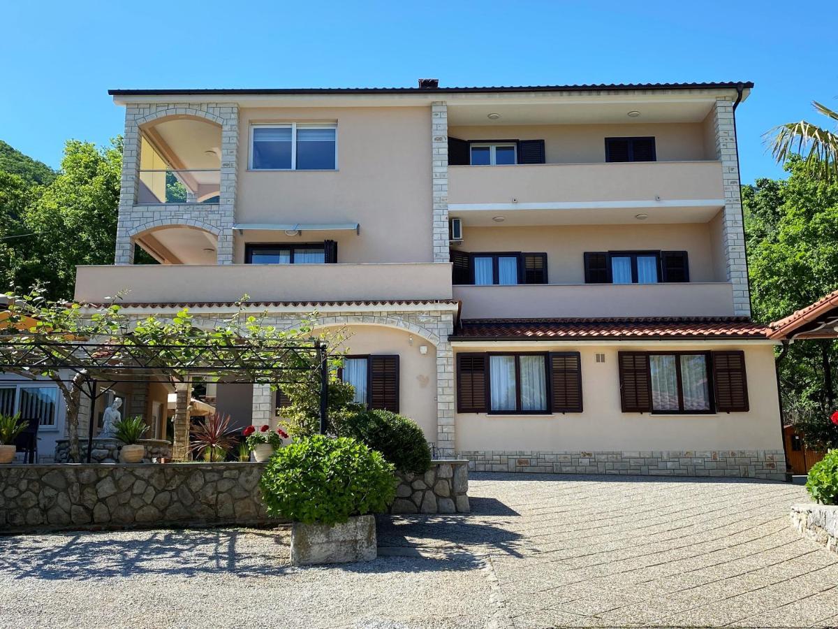Guest House Deskovic Mošćenička Draga エクステリア 写真